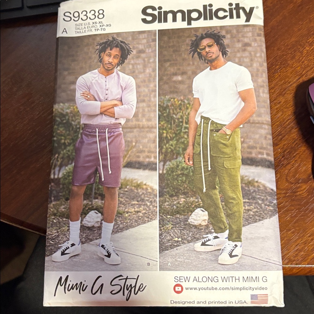 Simplicity Pattern Mimi G S9338 A for Men's Pul-on Pants or Shorts